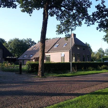 Villa Boerderij De Borgh à Westerbork Extérieur photo