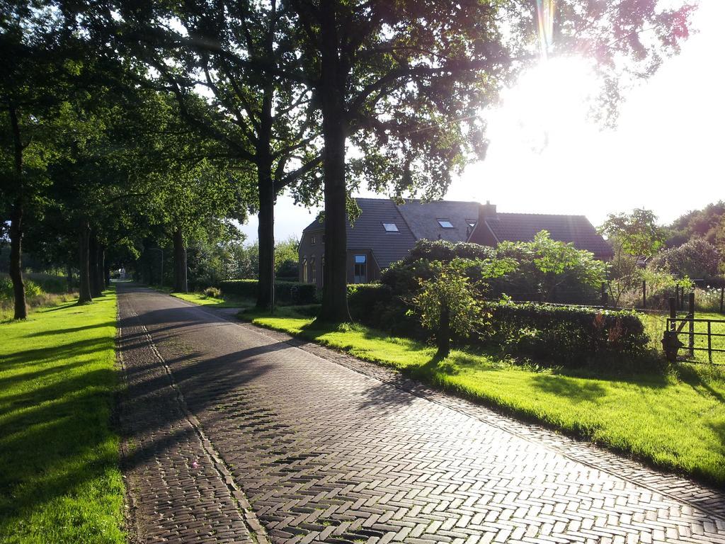 Villa Boerderij De Borgh à Westerbork Extérieur photo