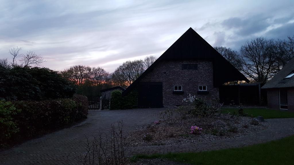 Villa Boerderij De Borgh à Westerbork Extérieur photo